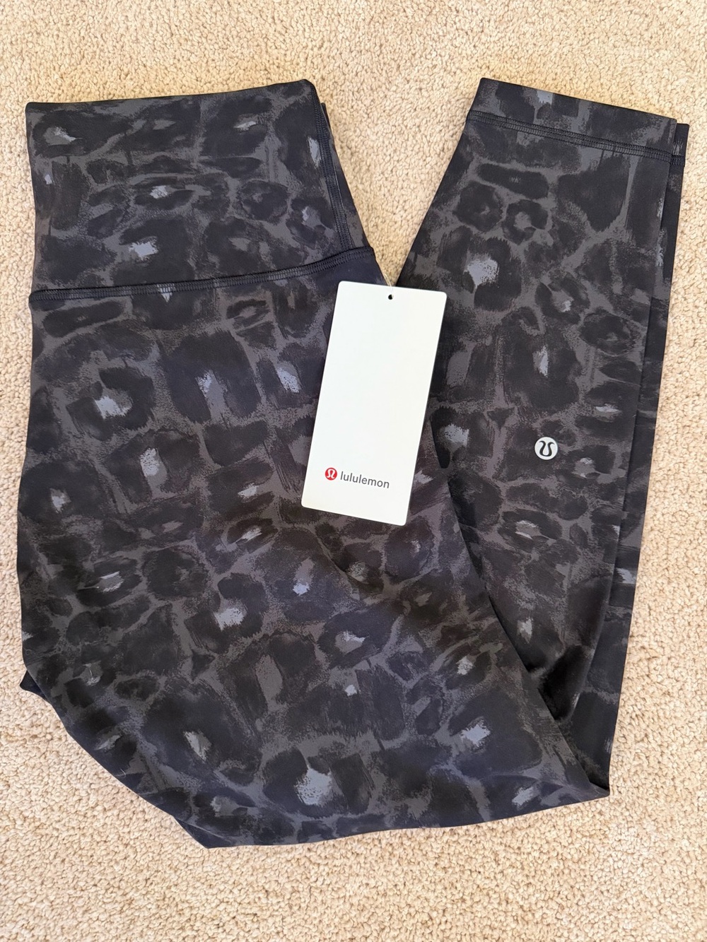 lululemon athletica NWT Black & Charcoal Camo Leggings “Wunder Train HR 25””